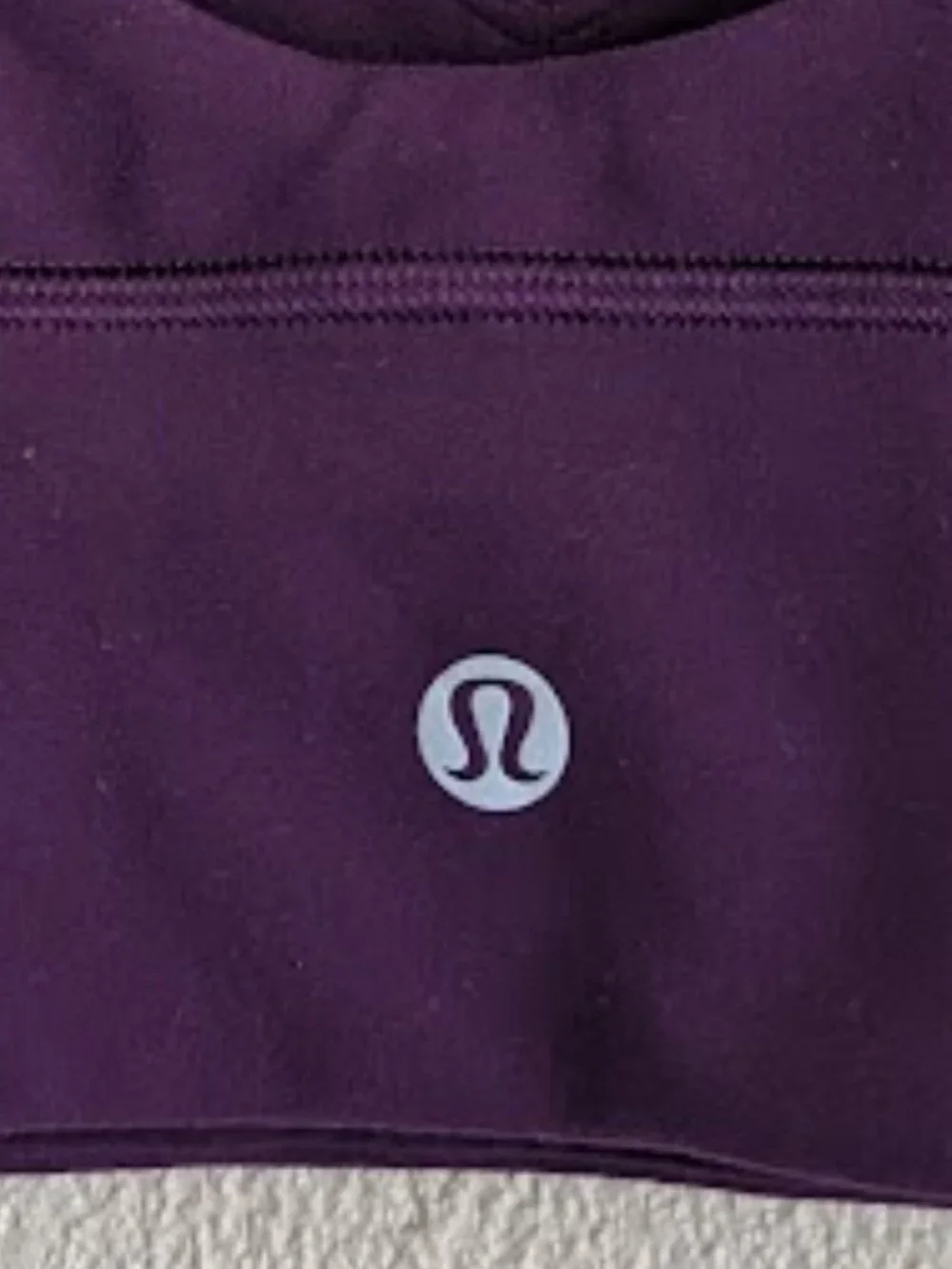 Lululemon Align™ V-Neck Bra * Size 2
